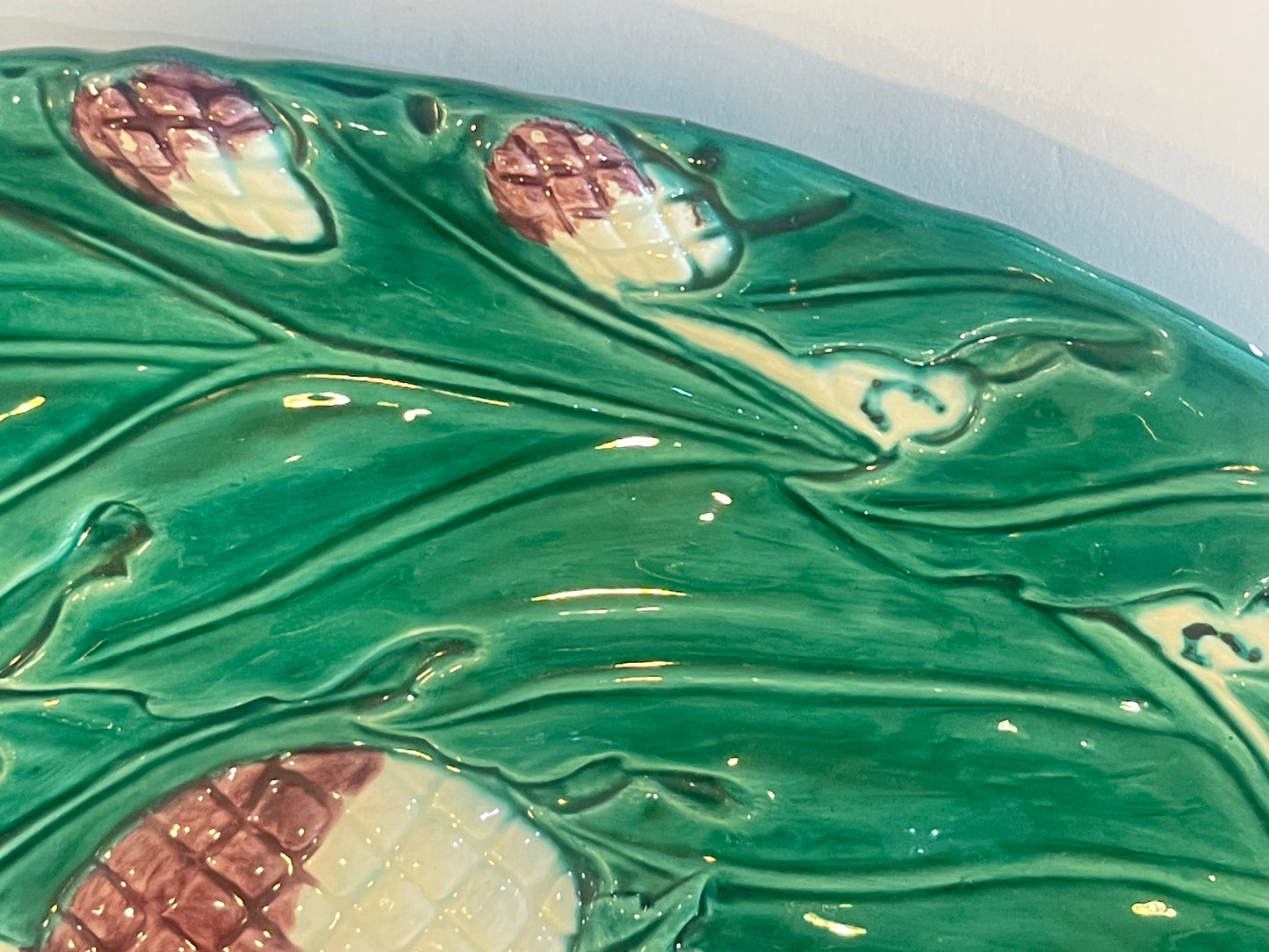 French Majolica Asparagus & Artichoke Barbotine Platter by Bavent, C. 1900