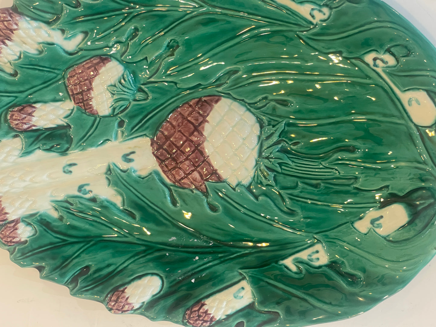 French Majolica Asparagus & Artichoke Barbotine Platter by Bavent, C. 1900