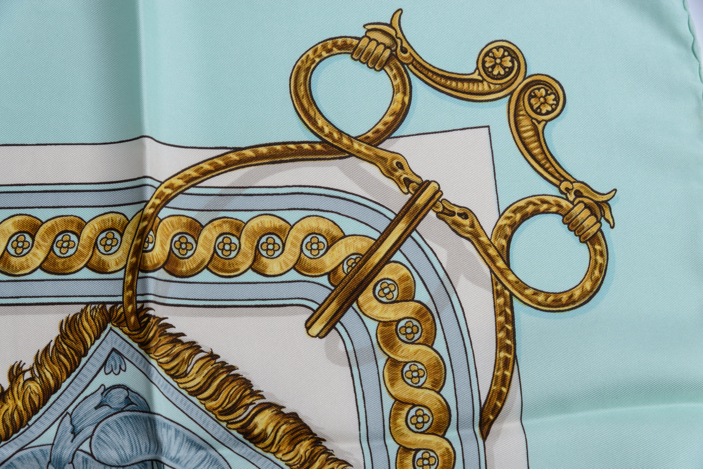 Hermés Silk Scarf Bride De Cour