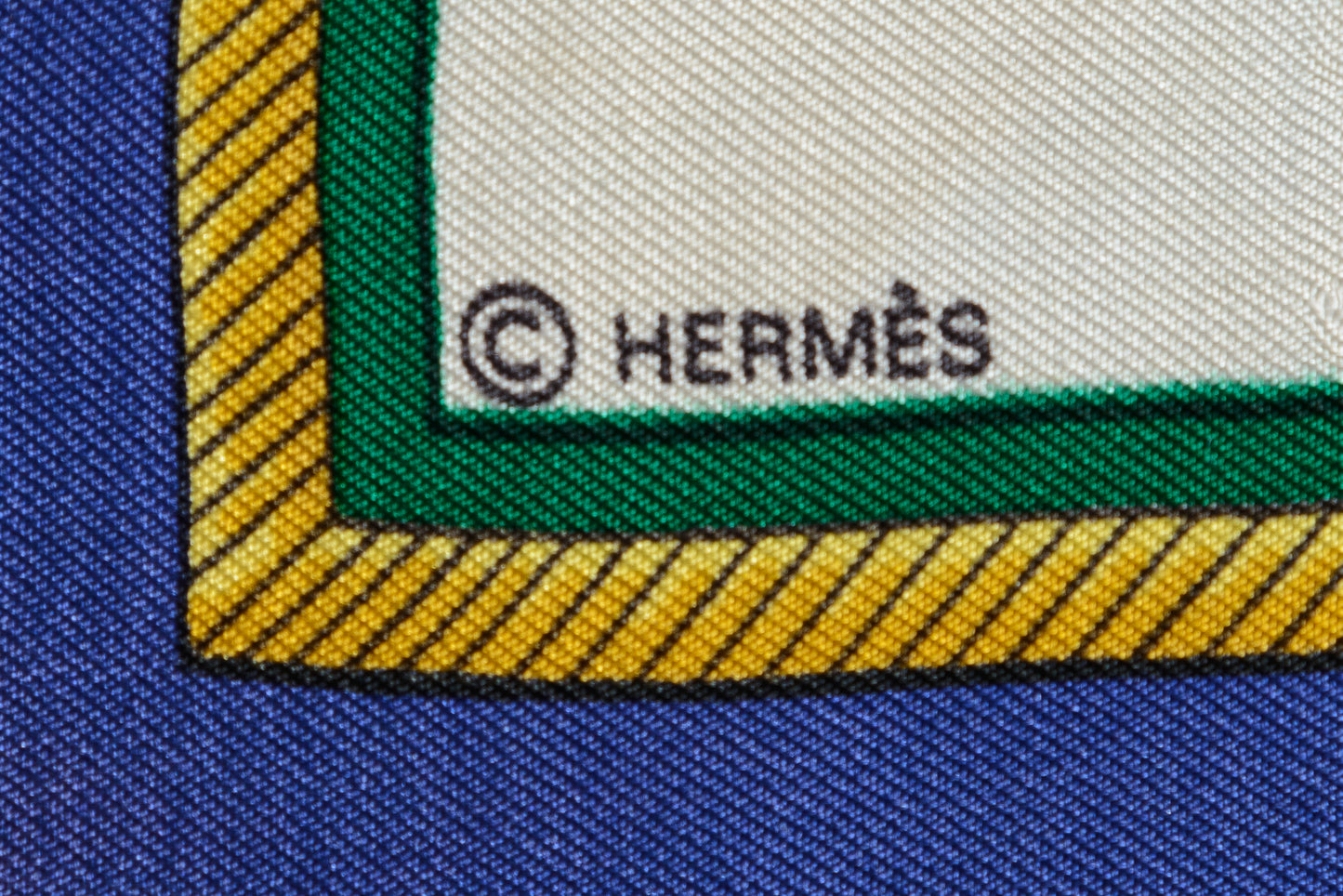 Hermés Silk Scarf  Les Voitures A Transformation