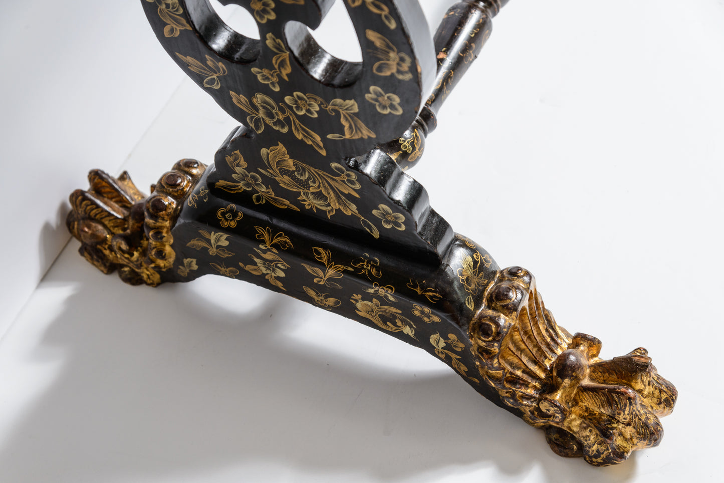 French  19th C. Exceptional  Chinoiserie Lacquer Work Table