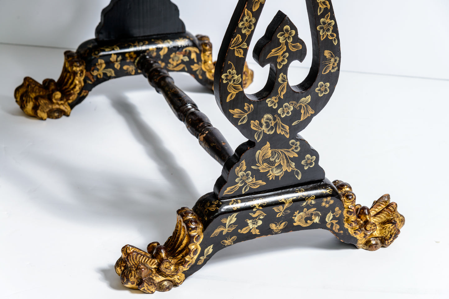 French  19th C. Exceptional  Chinoiserie Lacquer Work Table