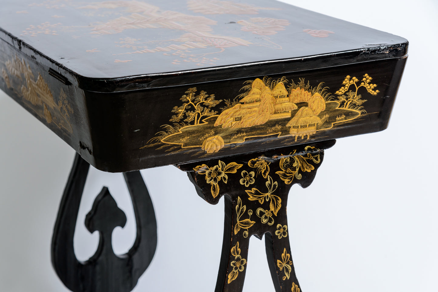 French  19th C. Exceptional  Chinoiserie Lacquer Work Table